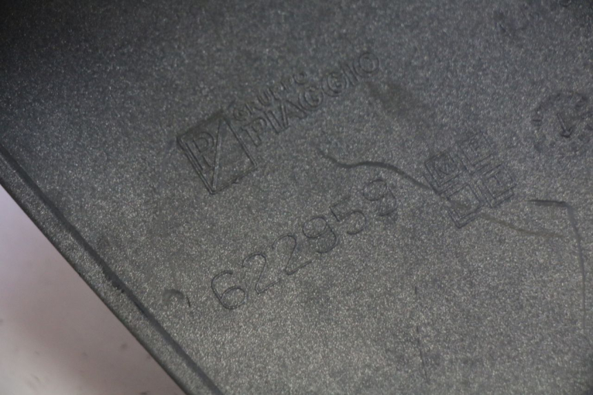 photo de STUURKAPJE PIAGGIO MP3 LT 400 (2007 - 2012) - Overzicht