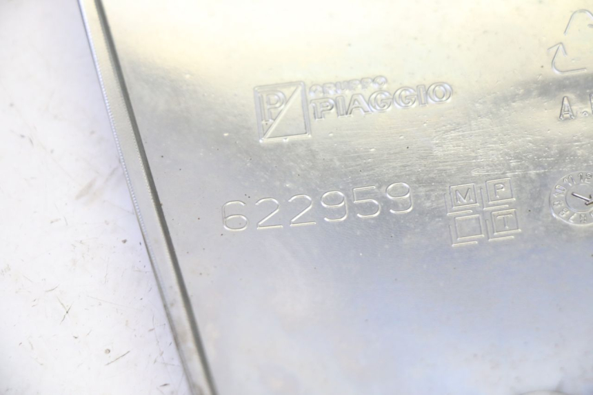 photo de STUURHOES PIAGGIO MP3 RL 250 (2006 - 2010) - Bevestigingspunten