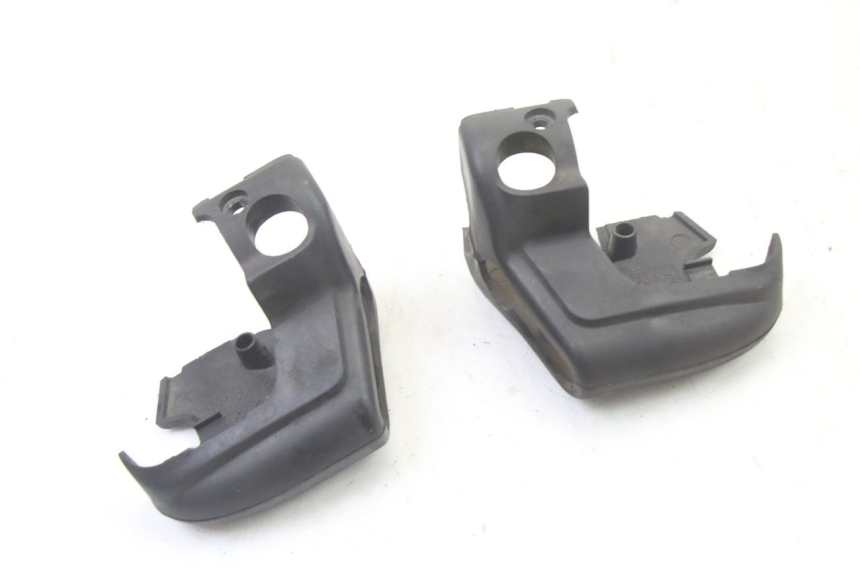 photo de STUURHOES APRILIA SCARABEO GT TOURING 125 (1999 - 2005) - Zoom op gebruiksstaat