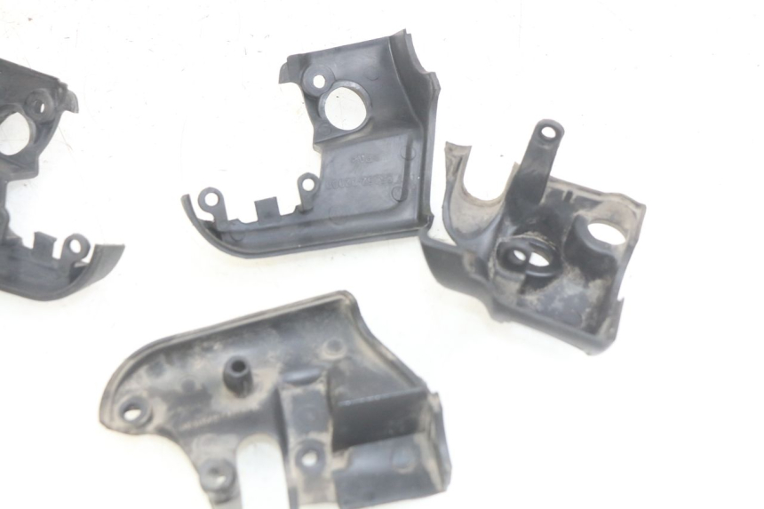 photo de STUURHOES APRILIA SCARABEO LIGHT 125 (2007 - 2011) - Andere kijkhoek