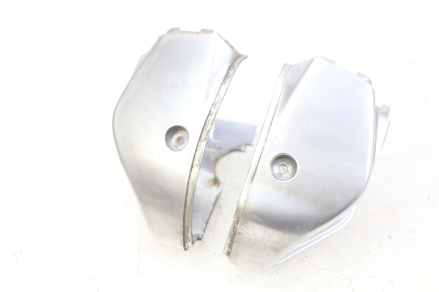 photo de STUURHOES PIAGGIO VESPA PRIMAVERA 2T 50 (2013 - 2018) - Bevestigingspunten