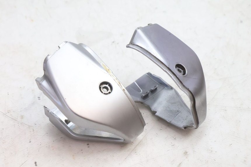 photo de STUURHOES PIAGGIO VESPA PRIMAVERA 2T 50 (2013 - 2018) - Hoofdaanzicht