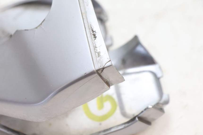 photo de STUURHOES PIAGGIO VESPA PRIMAVERA 2T 50 (2013 - 2018) - Bevestigingspunten