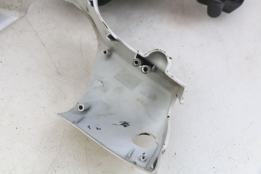 photo de STUURHOES PIAGGIO ZIP 2T 50 (2009 - 2019) - Focus op structuur