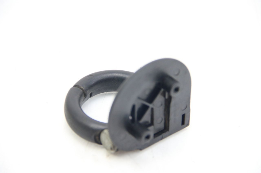 photo de TASHAKJE HAAKJE DERBI BOULEVARD 50 (2009 - 2006) - Bevestigingspunten