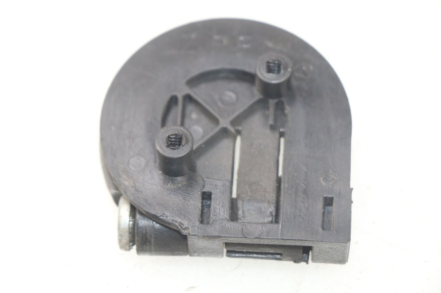 photo de TASHAKJE HAAKJE PIAGGIO FLY 2T 50 (2004 - 2017) - Detail van het onderdeel