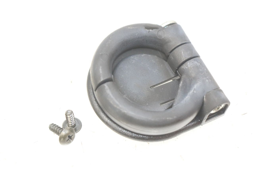 photo de TASHAKJE HAAKJE PIAGGIO FLY 100 (2006 - 2010) - Zoom op gebruiksstaat