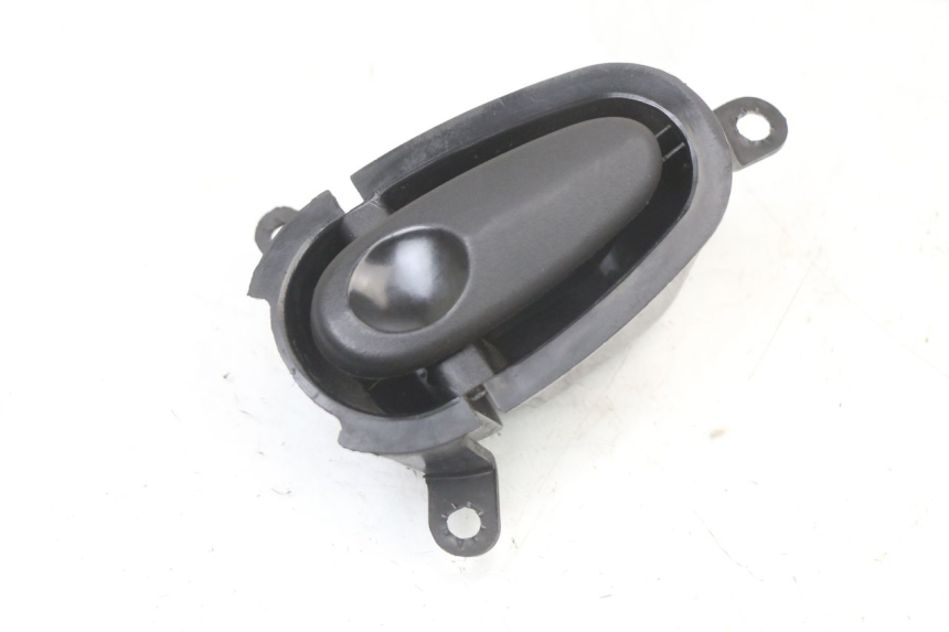 photo de TASHAKJEHAKJE PEUGEOT DJANGO 125 (2014 - 2017) - Detail van het onderdeel