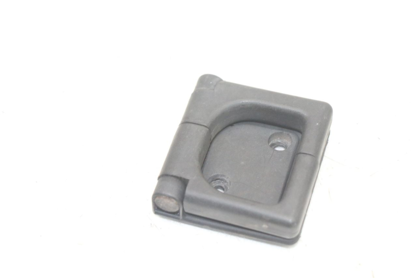 photo de TASHAKJEHAKJE PEUGEOT SATELIS COMPRESSOR K15 125 (2006 - 2009) - Zoom op gebruiksstaat