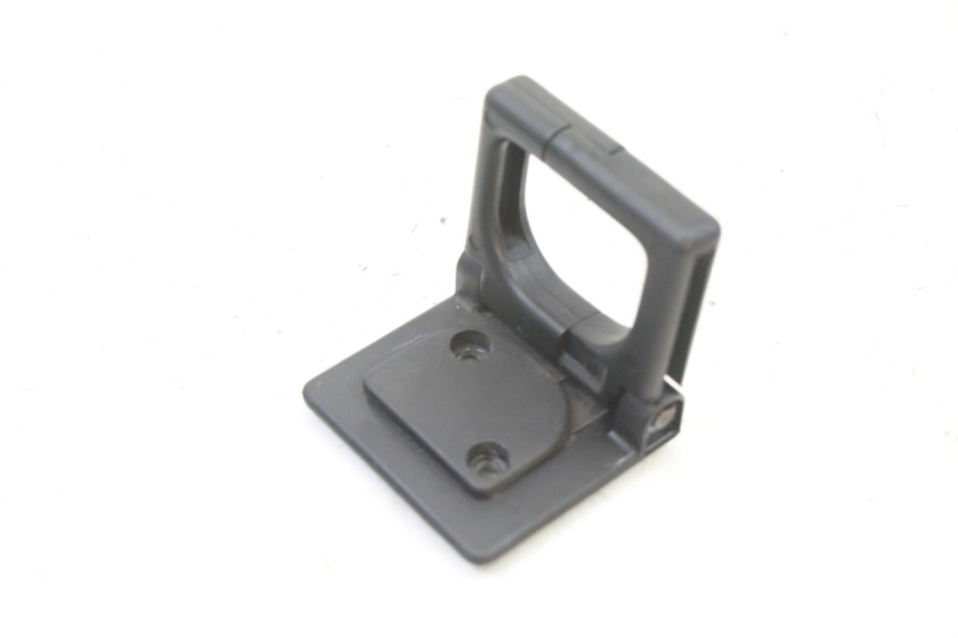 photo de TASHAKJEHAKJE PEUGEOT SATELIS COMPRESSOR K15 125 (2006 - 2009) - Zoom op gebruiksstaat