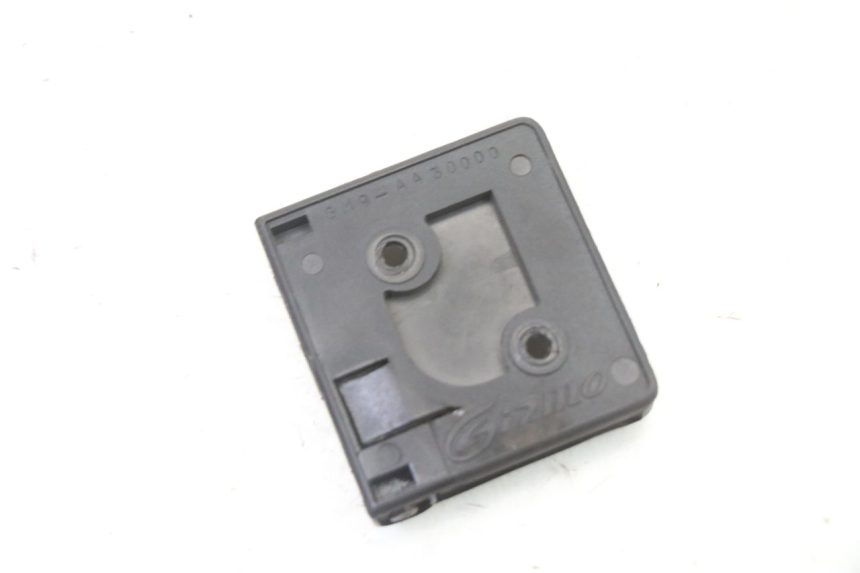 photo de TASHAKJEHAKJE PEUGEOT SATELIS COMPRESSOR K15 125 (2006 - 2009) - Andere kijkhoek