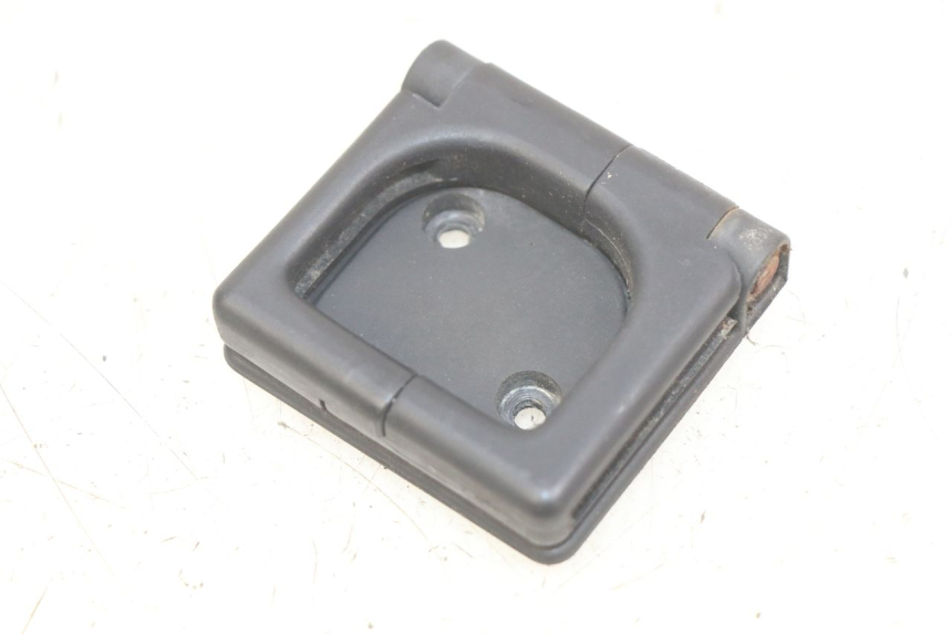 photo de TASHAKJE HAAKJE PEUGEOT SATELIS 125 (2006 - 2009) - Detail van het onderdeel