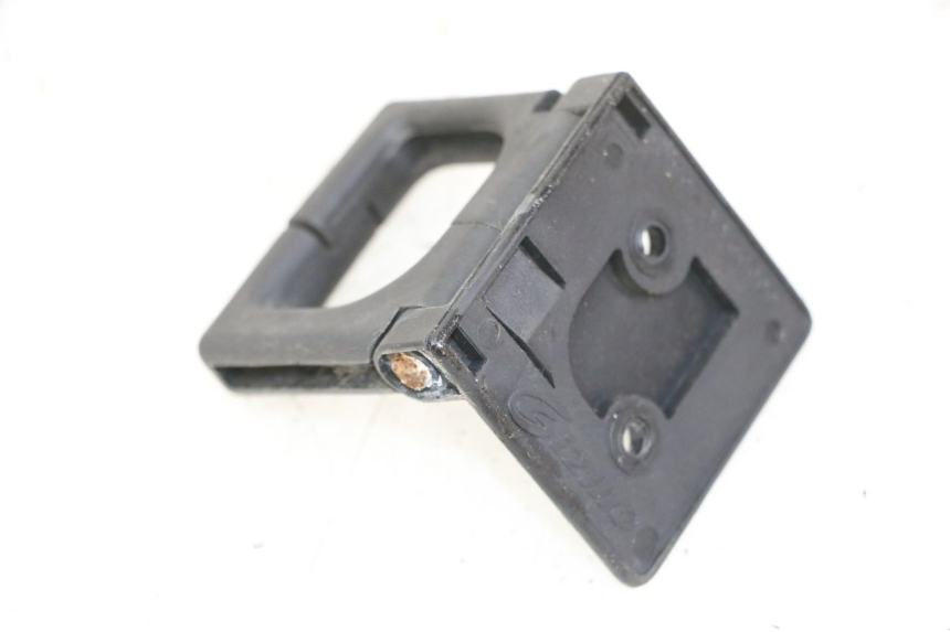 photo de TASHAKJEHAKJE PEUGEOT SATELIS 125 (2013 - 2018) - Zoom op gebruiksstaat