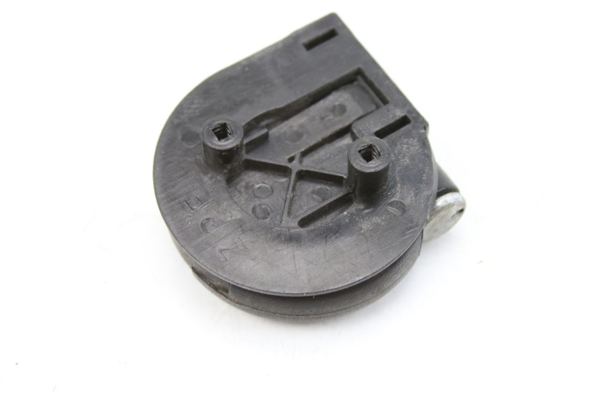 photo de TASHAKJEHAKJE APRILIA SR 2T 50 (2012 - 2017) - Detail van het onderdeel