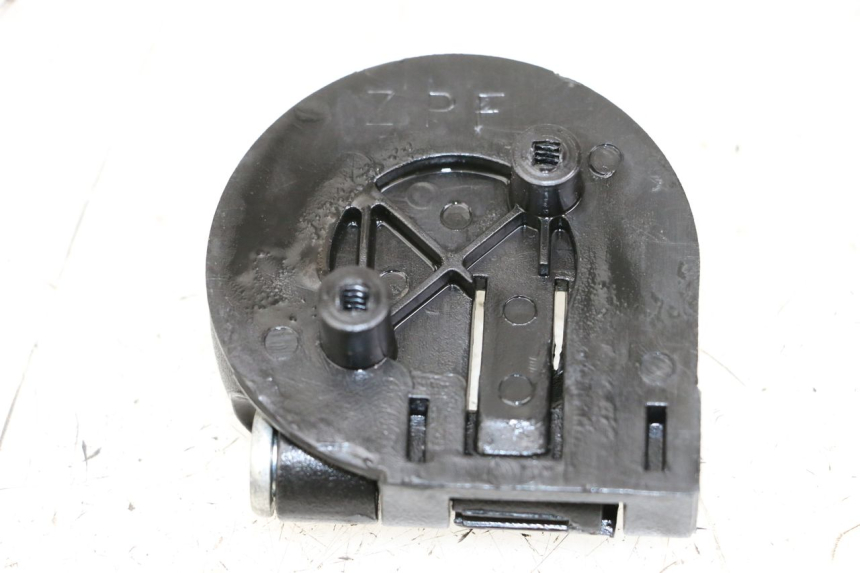 photo de TASHAKJEHAKJE APRILIA SR MOTARD 50 (2012 - 2018) - Zoom op gebruiksstaat