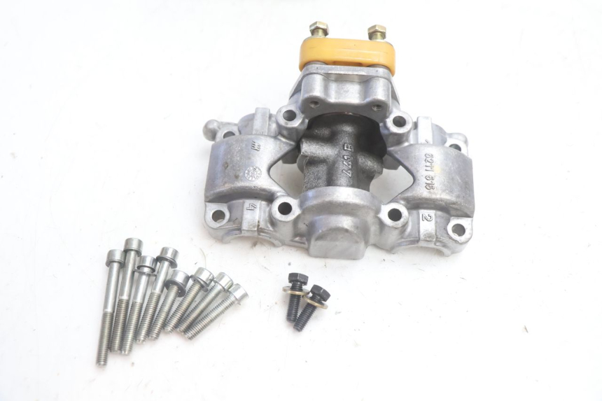 photo de ACHTERSTE KOP CAN-AM SPYDER RS 1000 (2008 - 2012) - Staat van het oppervlak