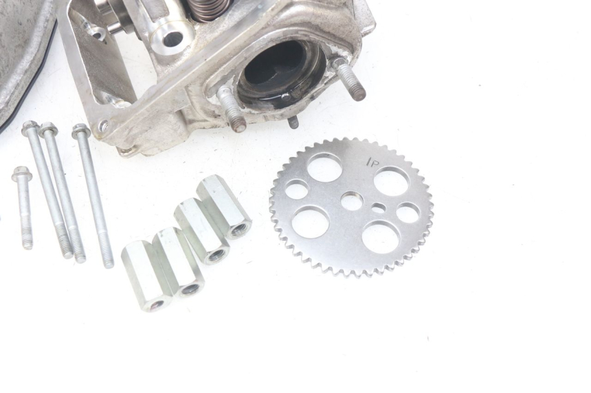 photo de ACHTERKOPPENDEEL APRILIA SRV 850 (2012 - 2017) - Detailaanzicht