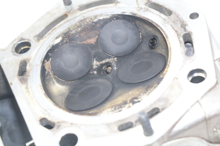 photo de ACHTERKOPPENDEEL APRILIA SRV 850 (2012 - 2017) - Zoom op gebruiksstaat