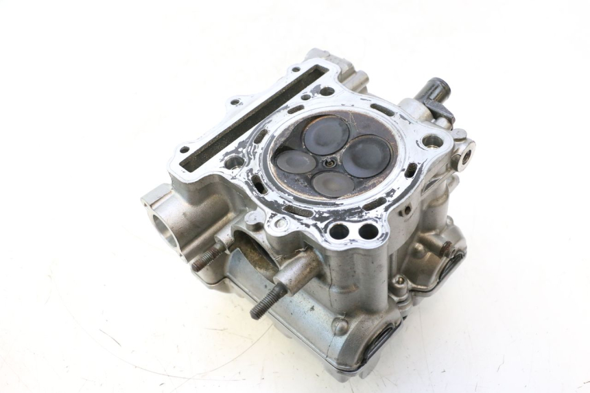 photo de ACHTERKOP SUZUKI SV S 650 (1999 - 2002) - Staat van het oppervlak