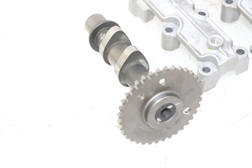 photo de ACHTERSTE KOP SUZUKI SV S 650 (2003 - 2009) - Focus op structuur