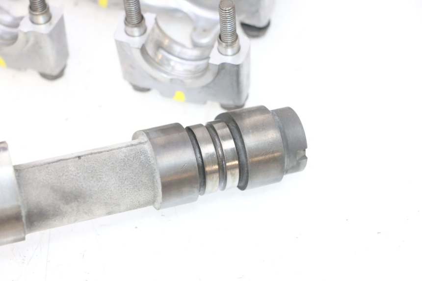 photo de ACHTERKOPPENDEEL HONDA VFR FI RC46 800 (1998 - 2001) - Technische close-up