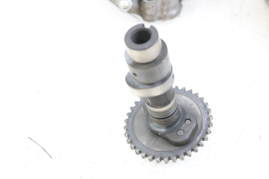 photo de ACHTERKOP SUZUKI VL INTRUDER 125 (2004 - 2007) - Kenmerkende details