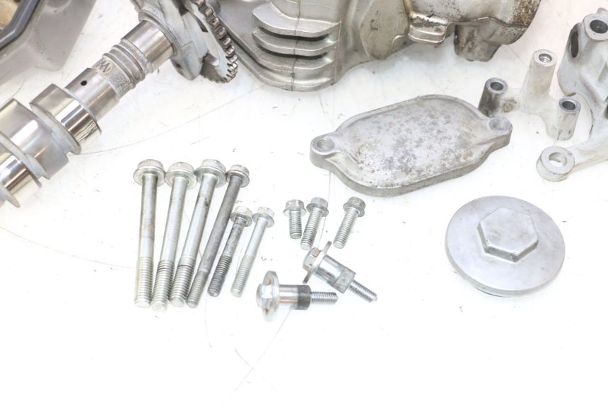 photo de ACHTERSTE KOP HONDA XRV AFRICA TWIN 750 (1990 - 1992) - Technische close-up