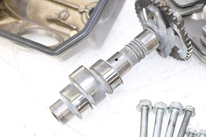 photo de ACHTERSTE KOP HONDA XRV AFRICA TWIN 750 (1990 - 1992) - Bevestigingspunten