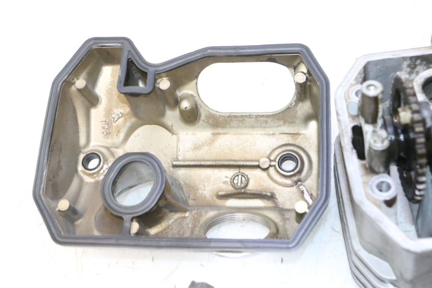 photo de ACHTERSTE KOP HONDA XRV AFRICA TWIN 750 (1990 - 1992) - Staat van het oppervlak