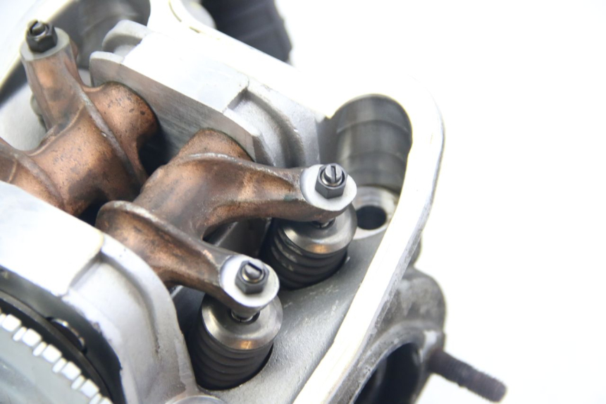 photo de KOPPELINGSHUIS APRILIA ATLANTIC 500 (2002 - 2003) - Alternatieve hoek