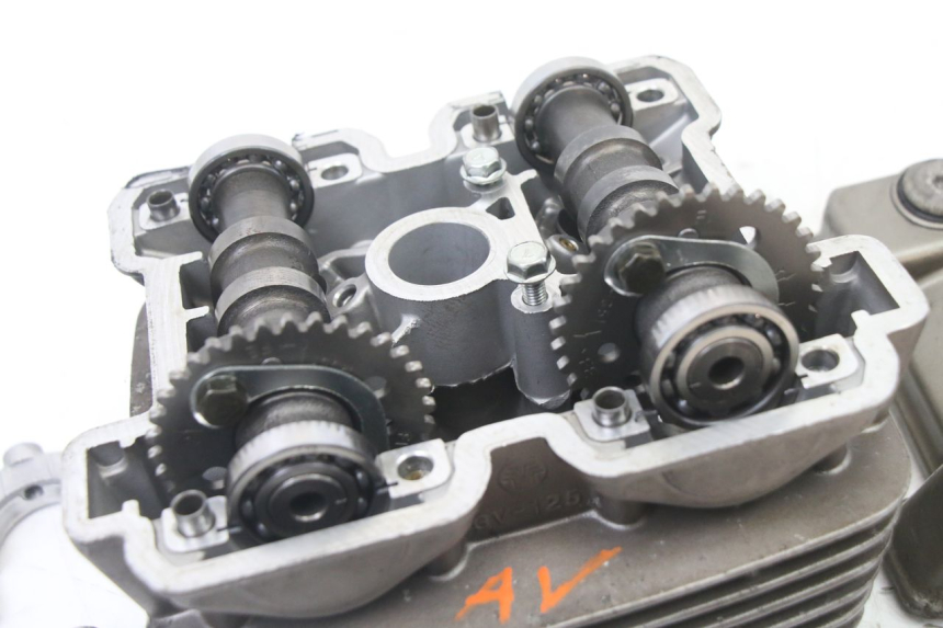 photo de VOORKANT KOPPELING HYOSUNG GTR 125 (2006 - 2008) - Kenmerkende details