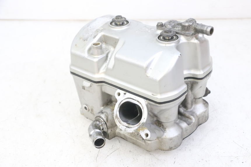 photo de VOORKANT KOPPELINGSHUIS HONDA NTV DEAUVILLE ABS 700 (2007 - 2016) - Zoom op componenten