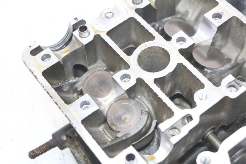 photo de VOORKANT KOPPELINGSHUIS SUZUKI SV N 650 (1999 - 2002) - Profielaanzicht