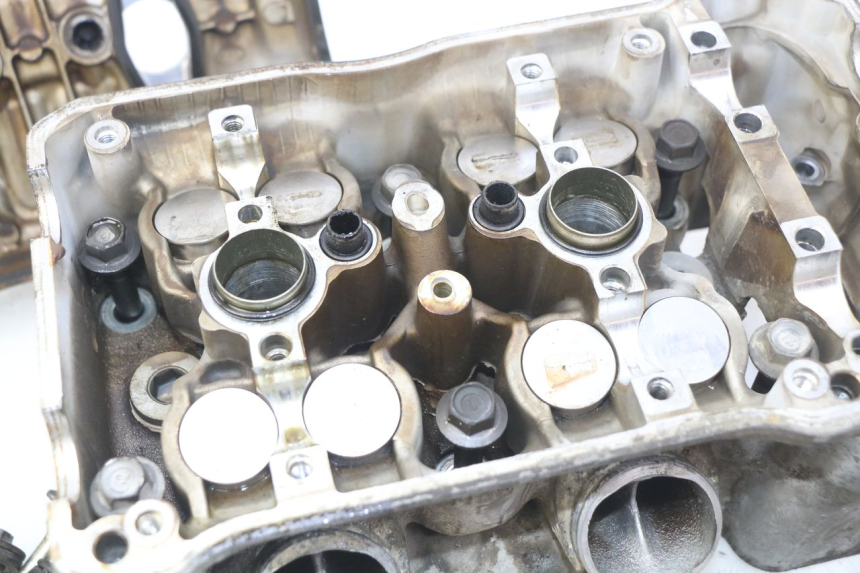 photo de VOORKANT KOPPELINGSHUIS HONDA VFR FI RC46 800 (1998 - 2001) - Markeringen en referenties