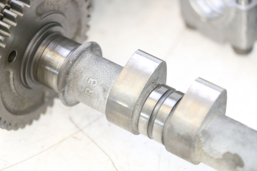 photo de VOORKANT KOPPELINGSHUIS HONDA VFR FI RC46 800 (1998 - 2001) - Focus op structuur