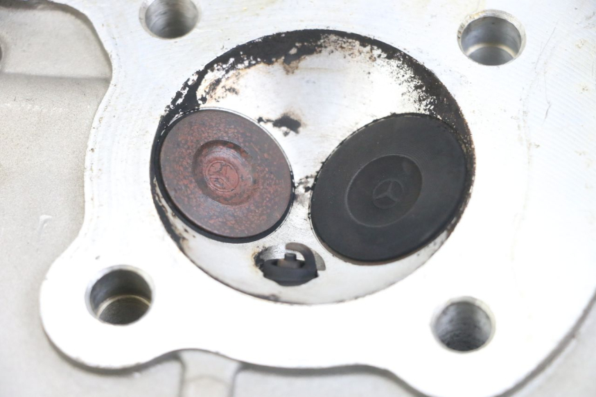 photo de KOPPELINGDEKSEL JONWAY AZTRAL 125 (2008 - 2017) - Zoom op componenten