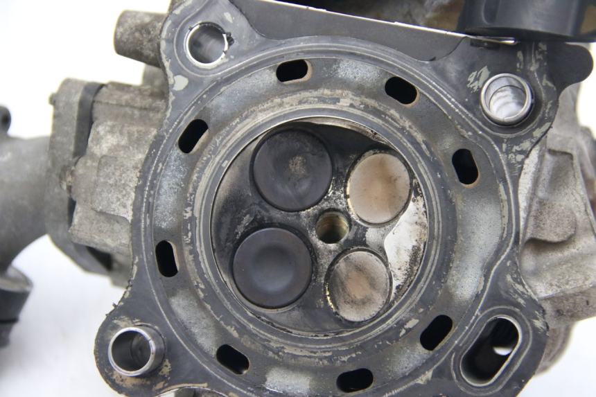 photo de KOPPELINGDEKSEL SUZUKI BURGMAN 125 (2007 - 2014) - Bevestigingspunten