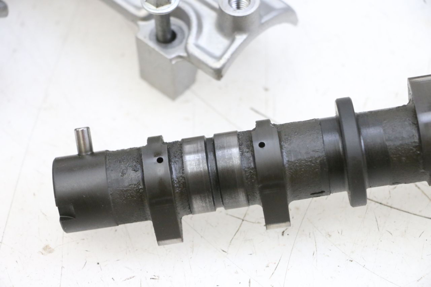 photo de KOPPELINGSHUIS SUZUKI BURGMAN 650 (2013 - 2020) - Alternatieve hoek