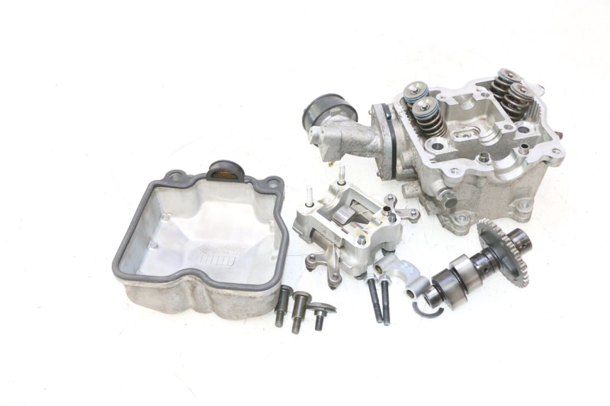 photo de KOPPELINGDEKSEL SUZUKI BURGMAN 125 (2007 - 2014) - Visuele inspectie
