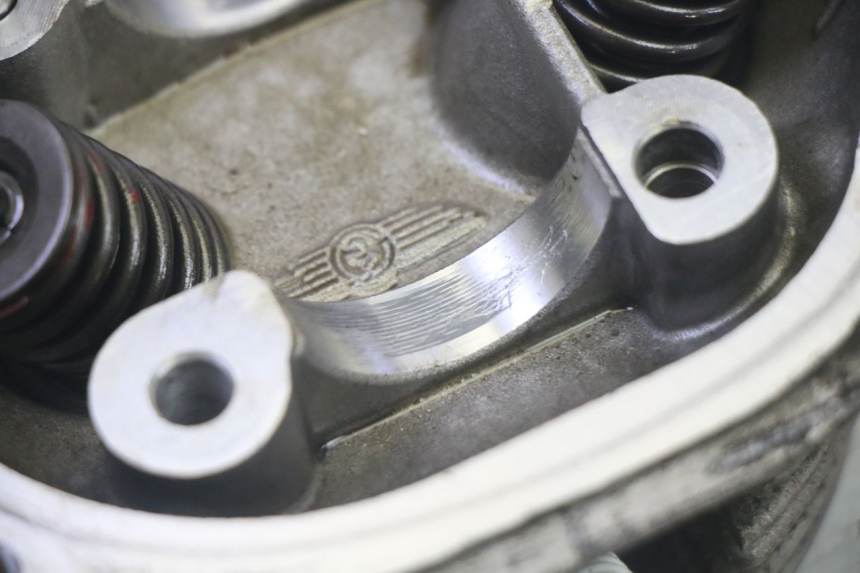 photo de KOPPELINGSHUIS LONGJIA DIGITA 4T 50 (2019 - 2022) - Markeringen en referenties