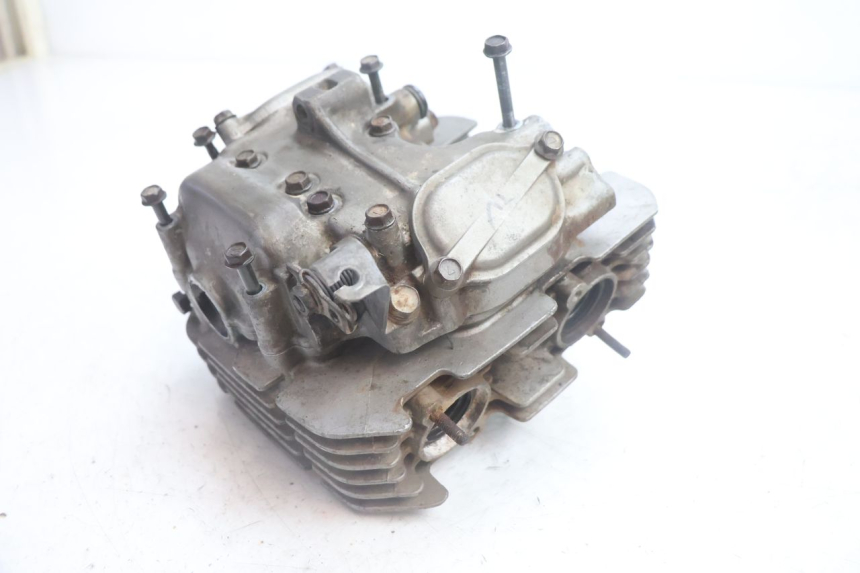 photo de KOPPELING SUZUKI DR S 600 (1985 - 1989) - Kenmerkende details