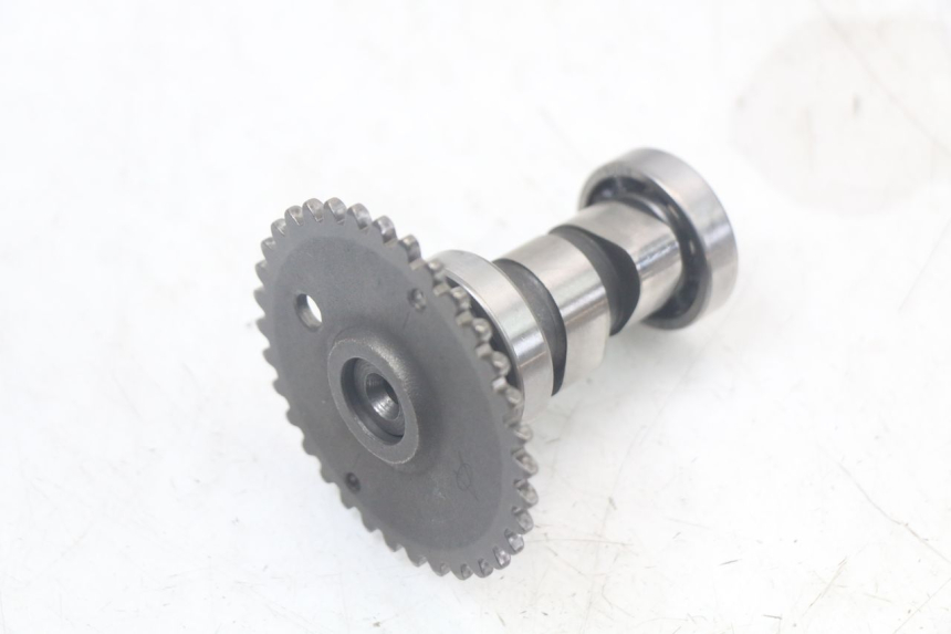 photo de KOPPELINGSHUIS TNT MOTOR ROMA 10' 4T 50 (2007 - 2018) - Zoom op componenten