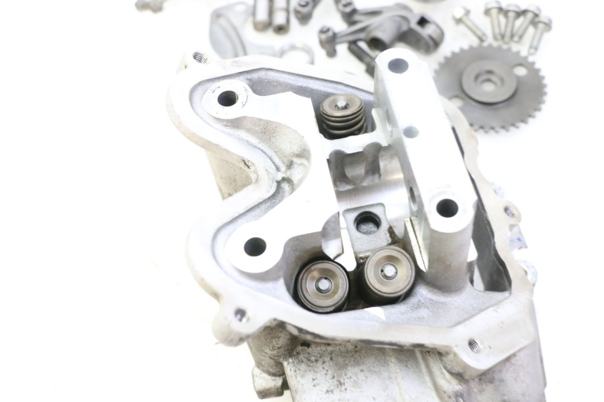 photo de KOPPELINGSHUIS PEUGEOT SATELIS 125 (2013 - 2018) - Focus op structuur