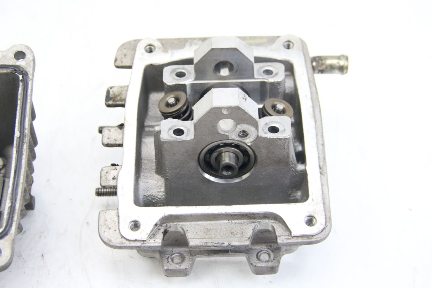 photo de KOPPELINGDEKSEL APRILIA SCARABEO 4T 50 (2009 - 2017) - Bevestigingspunten