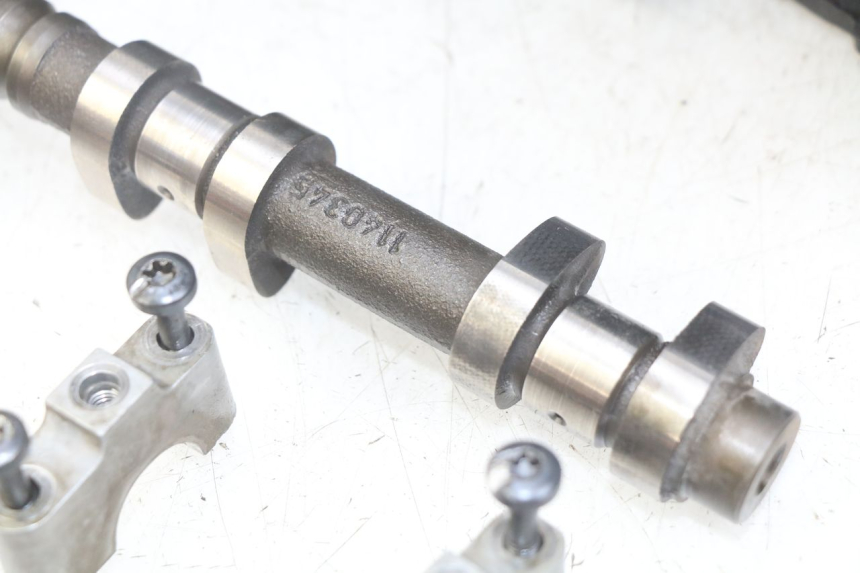 photo de KOPPELINGSHUIS TRIUMPH SPRINT ST 955 (1999 - 2001) - Markeringen en referenties