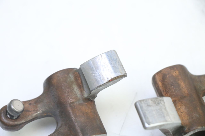 photo de KOPPELINGSHUIS PIAGGIO X9 EVOLUTION 125 (2003 - 2007) - Bevestigingspunten