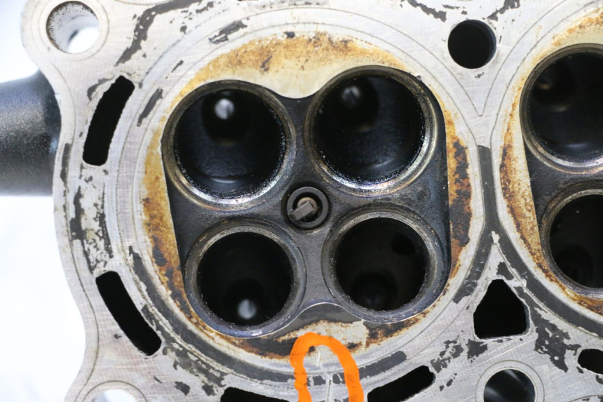 photo de KOPPELINGSHUIS YAMAHA XJ6 ABS 600 (2008 - 2016) - Markeringen en referenties