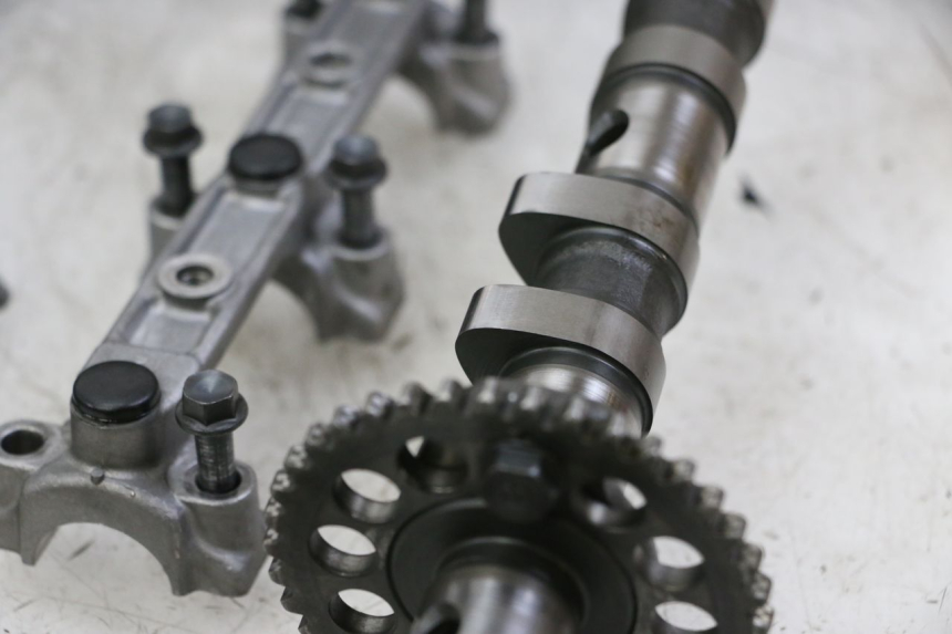 photo de KOPPELINGSHUIS YAMAHA FZS FAZER 600 (2001 - 2003) - Profielaanzicht