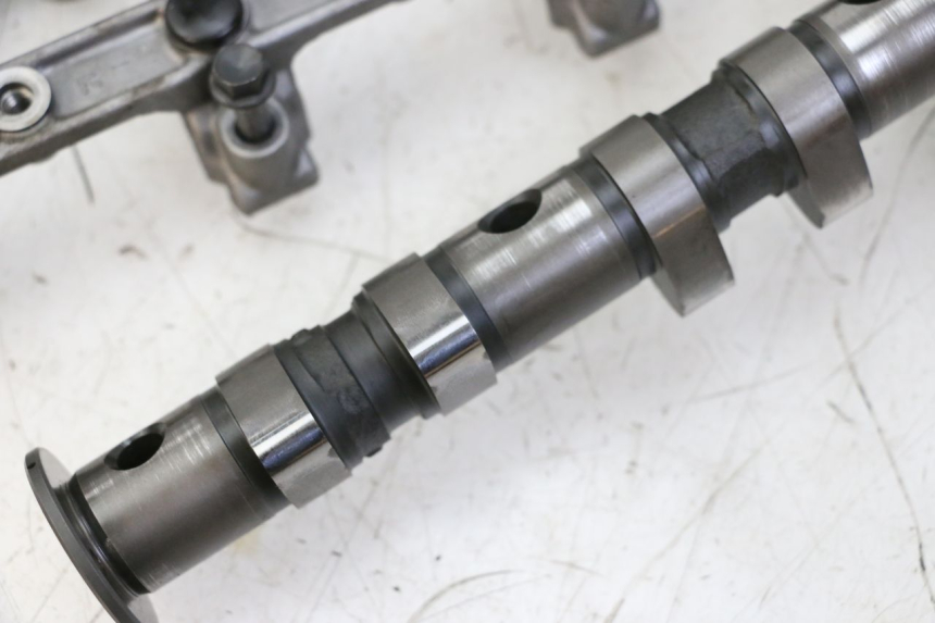 photo de KOPPELINGSHUIS YAMAHA FZS FAZER 600 (2001 - 2003) - Technische close-up