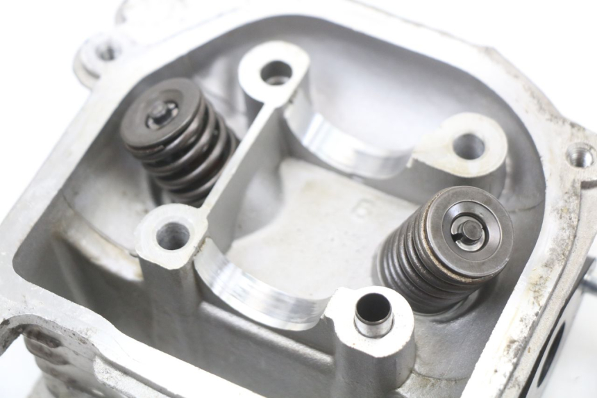 photo de KOPPELINGSHUIS UNIVERSAL BIKE ZN50QT-11B 50 (2018 - 2021) - Zoom op componenten